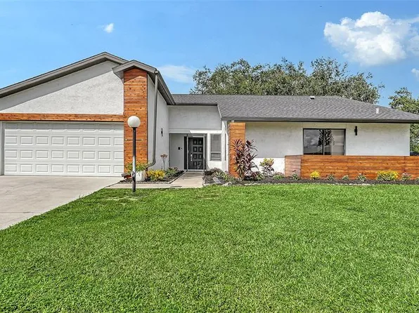 5744 AUGUSTA CIRCLE, SARASOTA, FL 34238