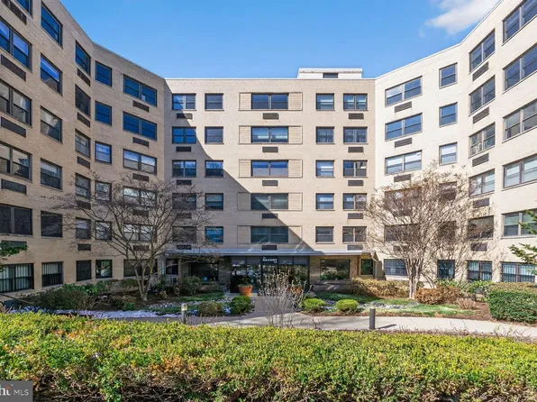1801 Clydesdale Pl NW APT 720, Washington, DC 20009