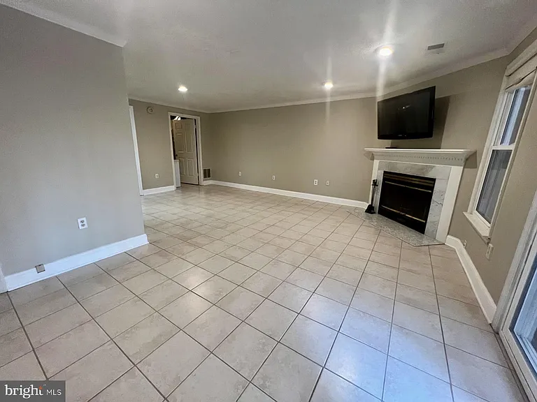 11570 Hill Meade Ln — Photo 24