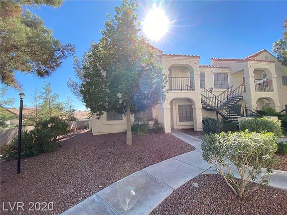 2nd image of 4800 Nara Vista Way Unit 101