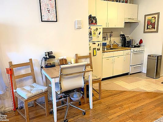 4th image of 402 7th Ave APT 2D