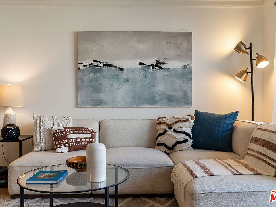 1st image of 1021 12th St APT 203
