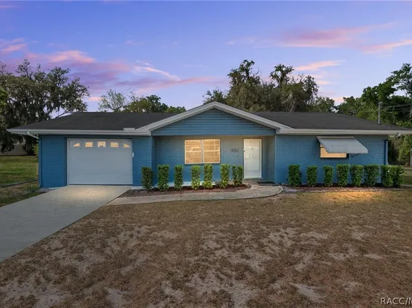 9317 E Crescent Dr, Inverness, FL 34450