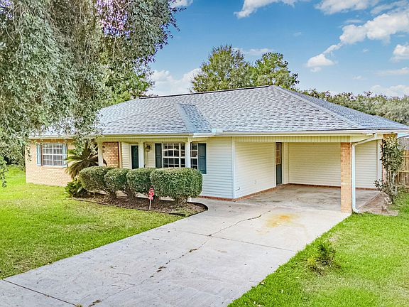 2nd image of 1611 Cottonwood Dr