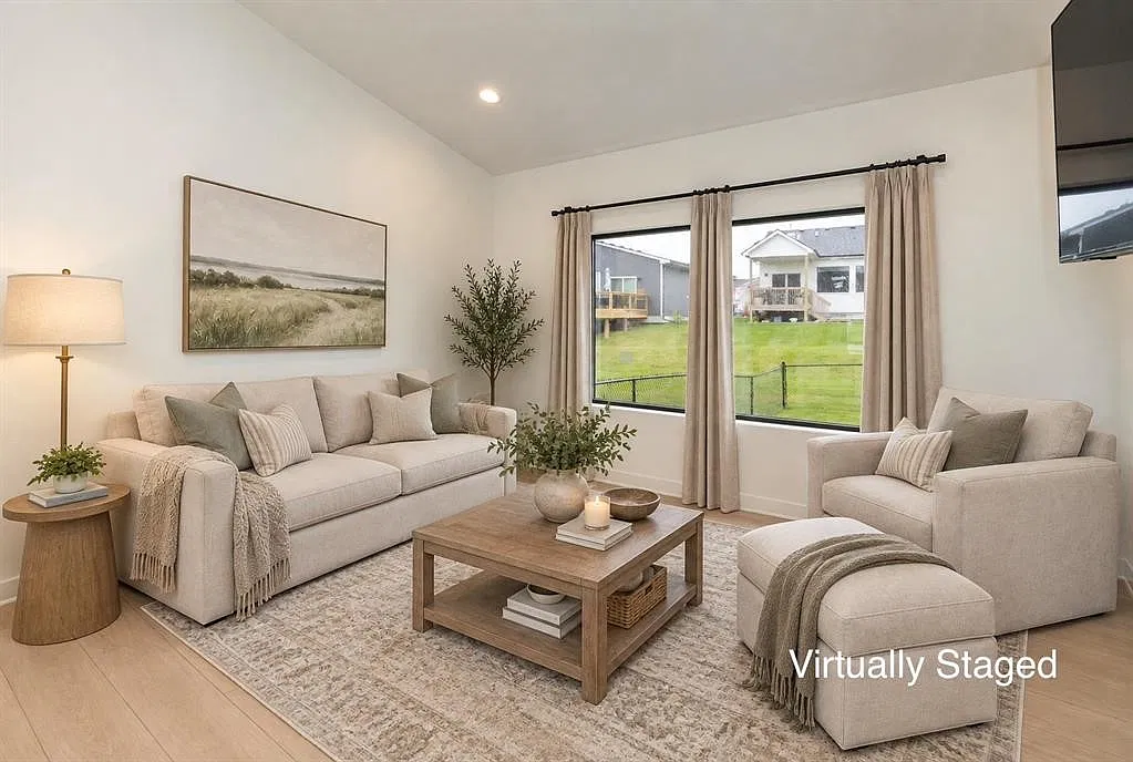 4 bed, 3.0 bath, 1208 sqft, $2,500 — Photo 4