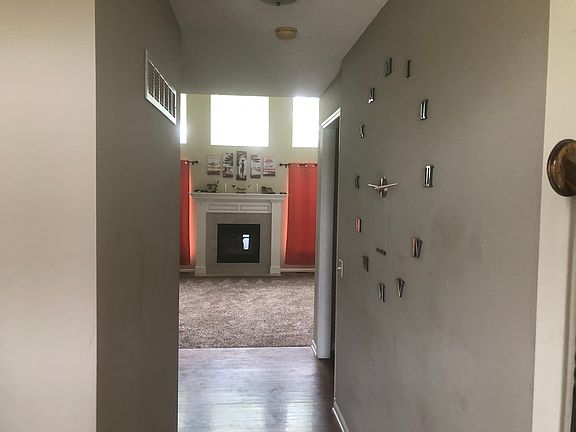 3rd image of 4505 N 121st Ter