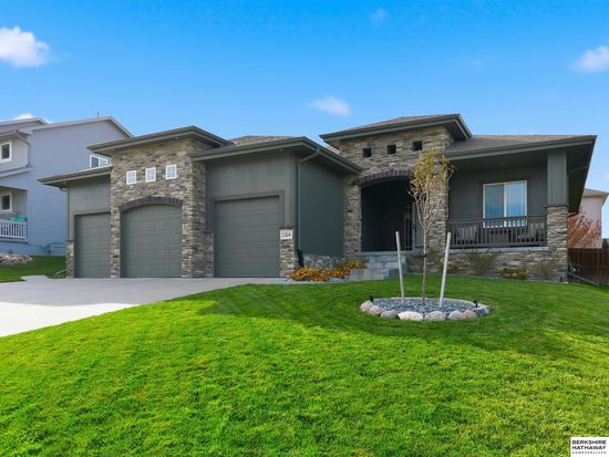11514 S 109th St, Papillion, NE 68046