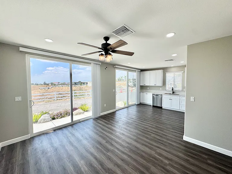 1134 Villa Calimesa Ln — Photo 3