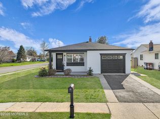 208 Bonaire Drive, Toms River, NJ