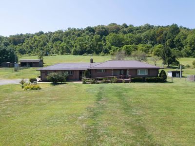 455 Mount Morris Rd, Mount Morris, PA, 15349