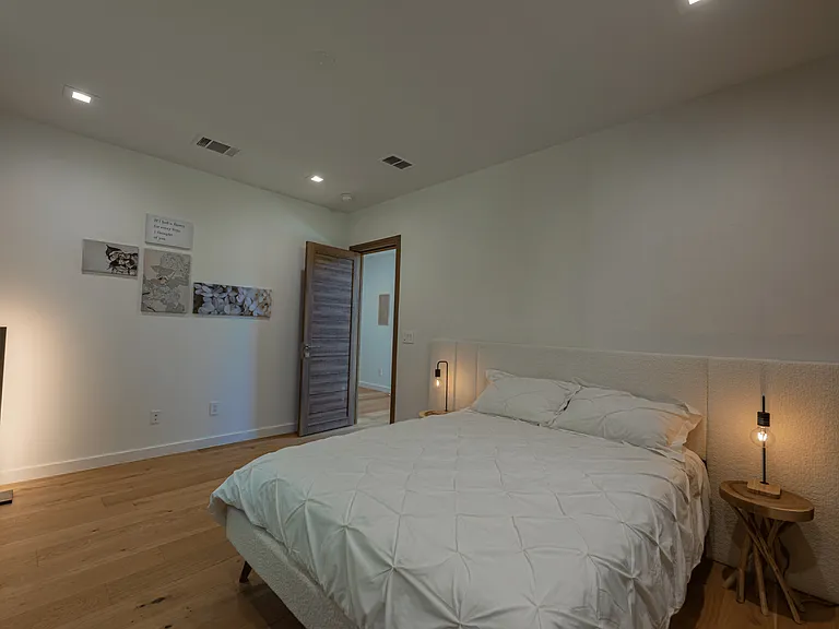 2806 Geronimo Trl — Photo 13