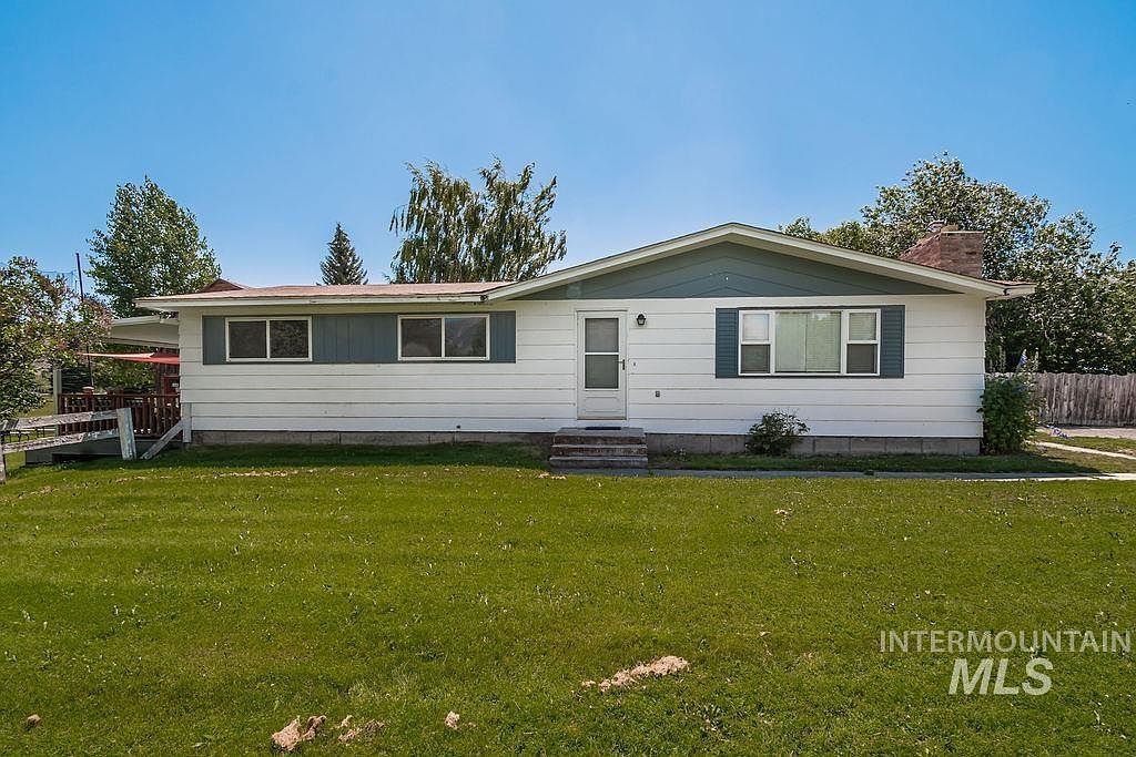 717 S Capitol Ave, Mackay, ID 83251 MLS 98851436 Zillow