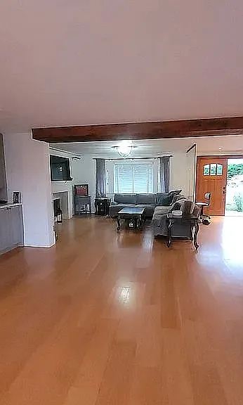 20 Heritage Dr #1 — Photo 4