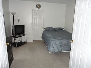 4th image of 2313 Lyndhurst St NW
