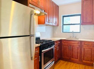 427 Throop Ave #3A, Brooklyn, NY 11221