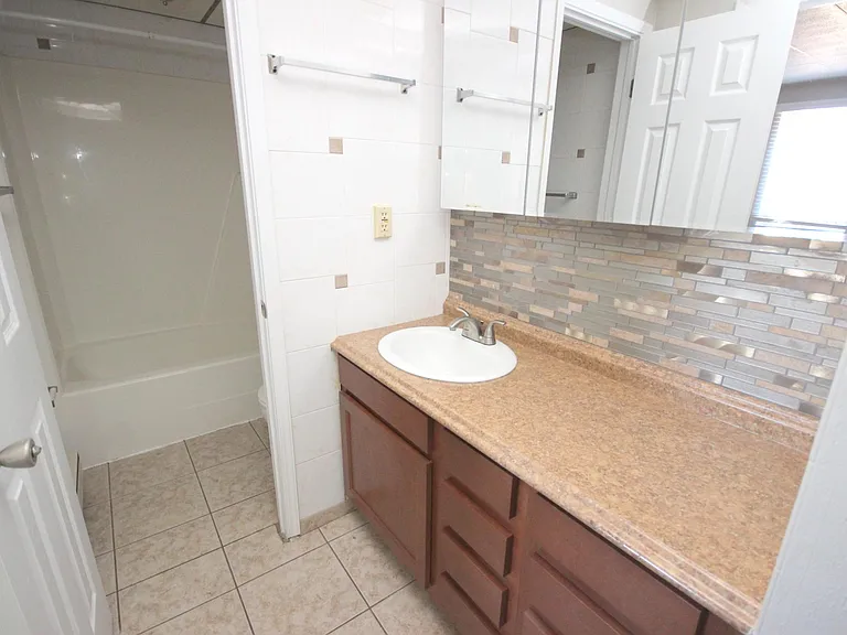 1BR With Balcony