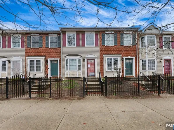 163 Prince St #1208, Newark, NJ 07103