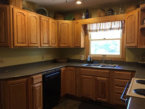 3rd image of 30825 Red Bud Ln