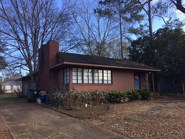 1st image of 62 Brookhaven Dr