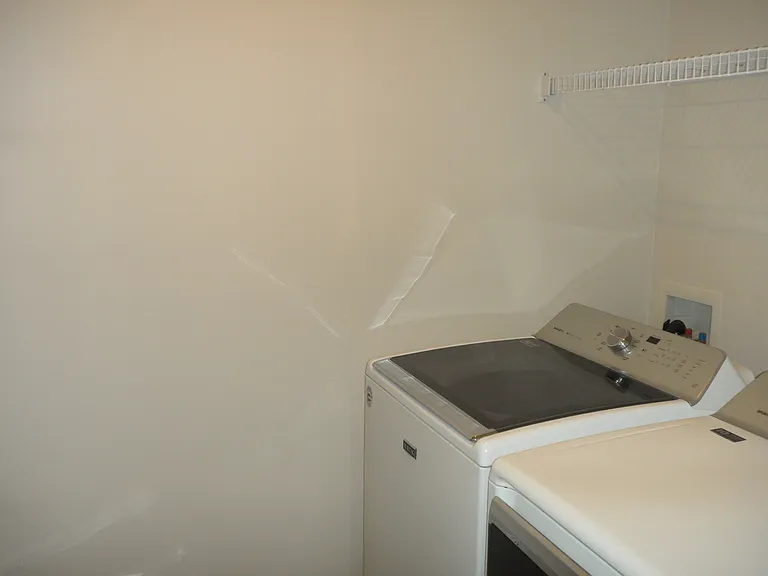 1239 Harkey Creek Dr — Photo 15