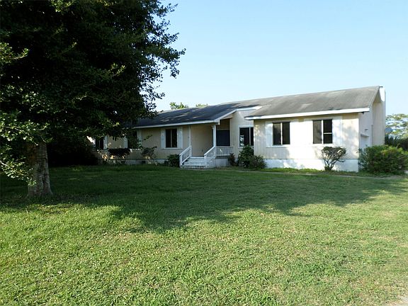 2nd image of 1709 Corcus Ferry Rd