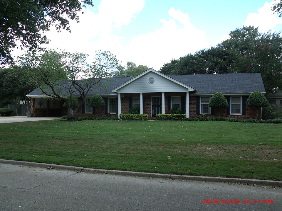 1st image of 108 Newport Dr