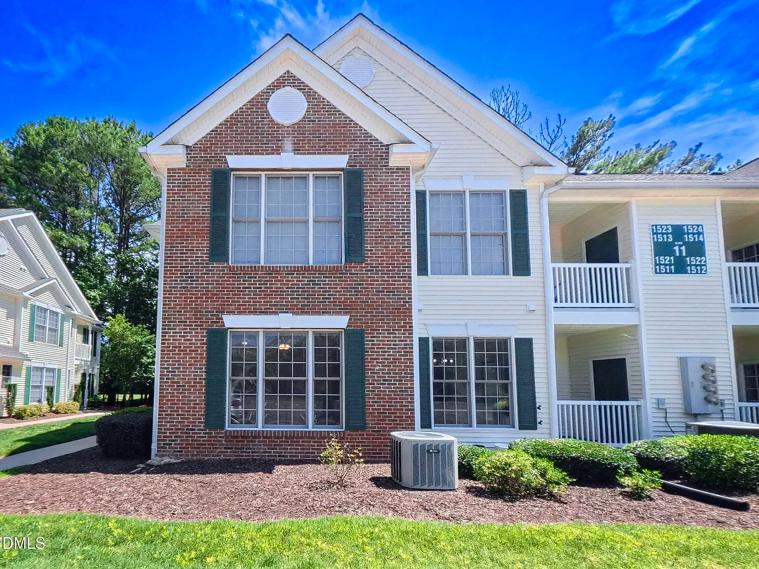 2 bed, 2.0 bath, 1100 sqft, $1,650 — Photo 3