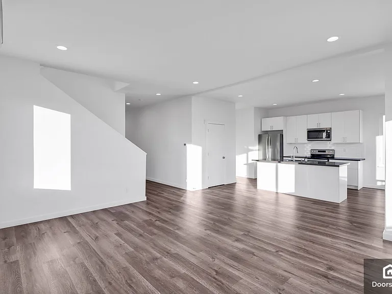 2847 S Othello St — Photo 12