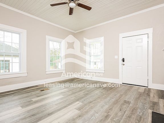 1097094_005_wm_-_living_room_13604924.jpg