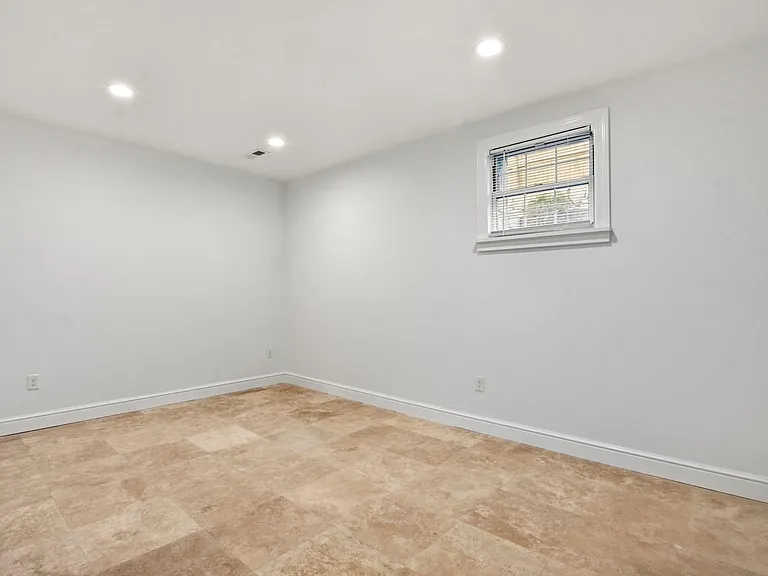 3 Finch Rd #B — Photo 10