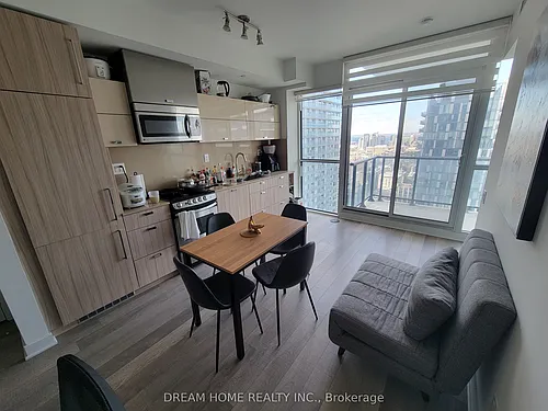 290 Adelaide St W #3812 Photo 1