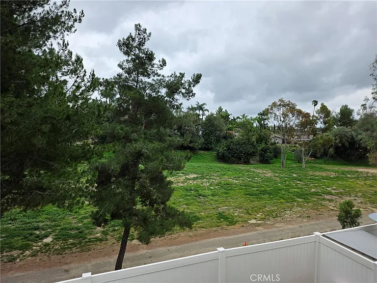 26296 Los Viveros — Photo 14