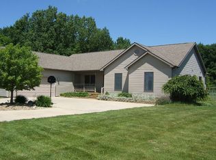 9065 Canada Rd, Birch Run, MI 48415