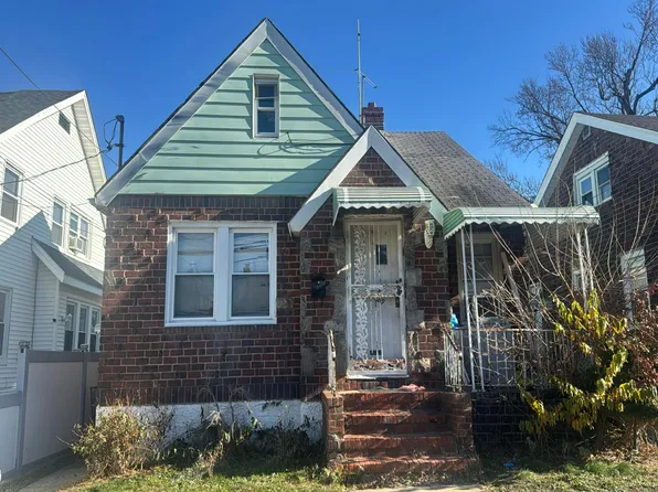 11829 198th St, Saint Albans, NY 11412