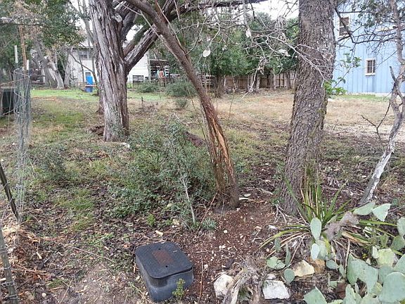 5th image of 1305 Cedar Dr