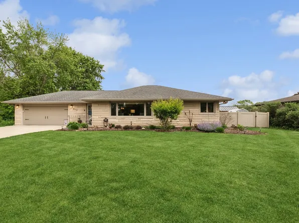 912 Murphy Dr, Joliet, IL 60435