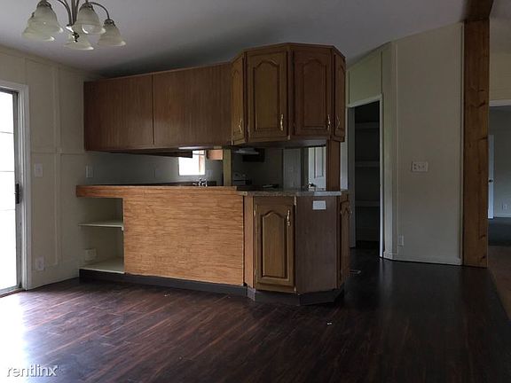 4th image of 16426 Twin Oaks Dr