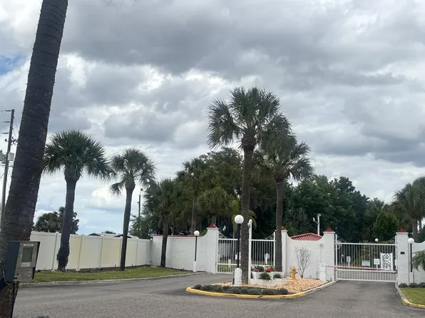 4989 Casablanca Circle F K A 6750 Us 27 N Unite J #J23-13, Sebring, FL 33870