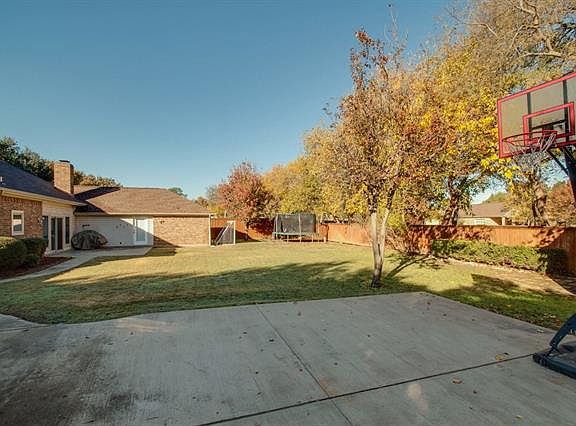 5th image of 125 Baird Cir