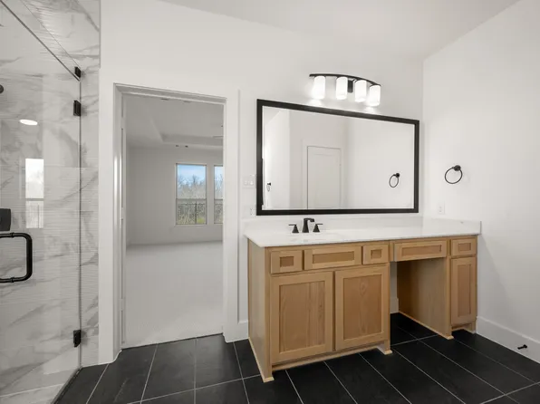 1228 Strait Ln, Burleson, TX 76028