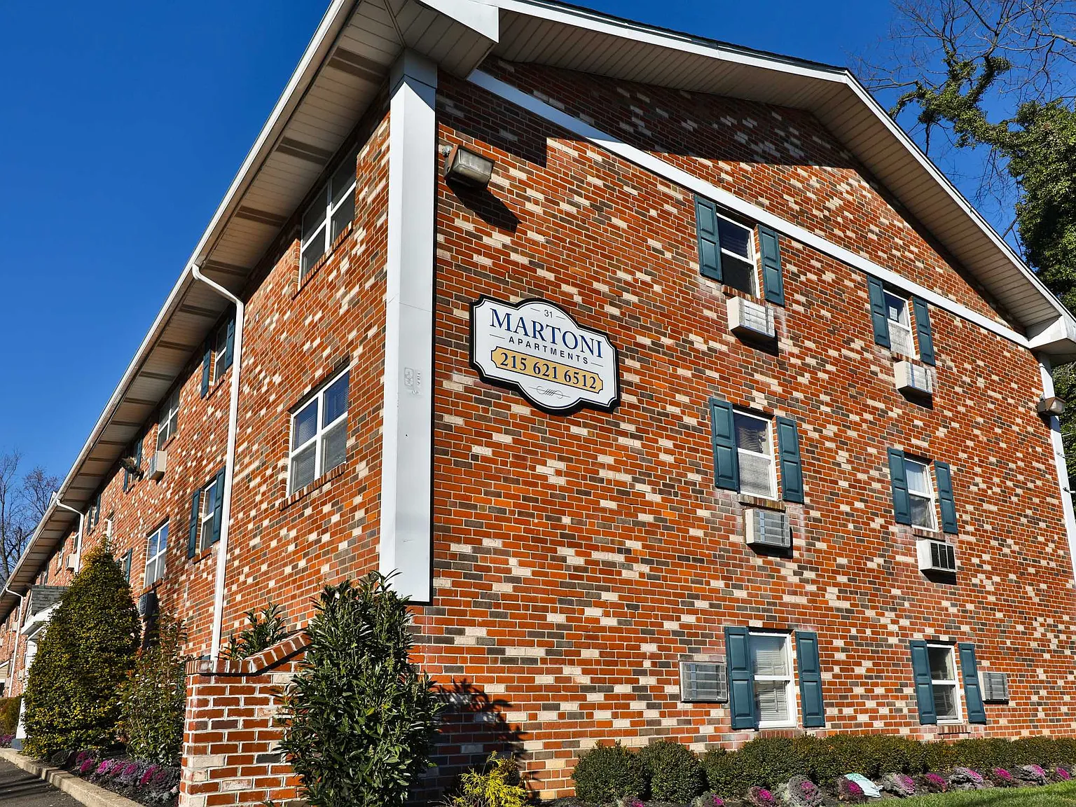 Martoni Apartments — Photo 1