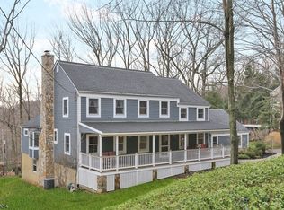12 Butterworth Dr, Morristown, NJ
