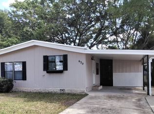 620 Sycamore Sq #390, Lady Lake, FL 32159