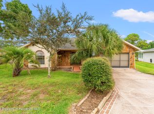 7075 Pond View Ct, Spring Hill, FL 34606
