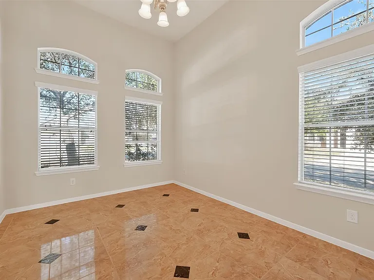 21623 Mid Peak Way — Photo 2