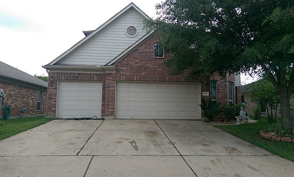 1st image of 2938 Aspen Park Ln