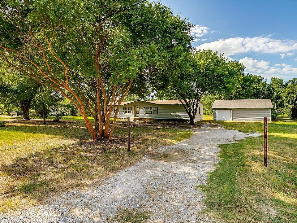 1st image of 1816 Lariat Ln