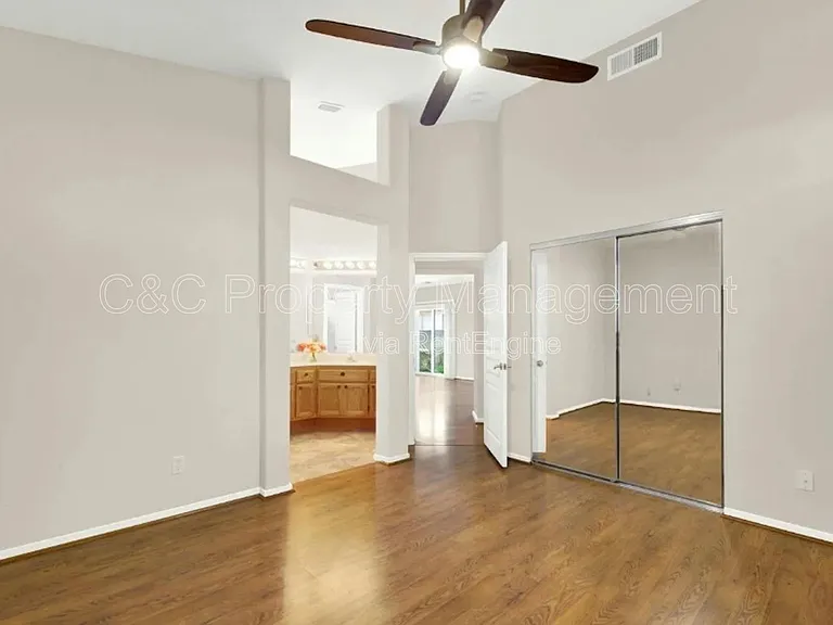 242 Bartlett Ln — Photo 14