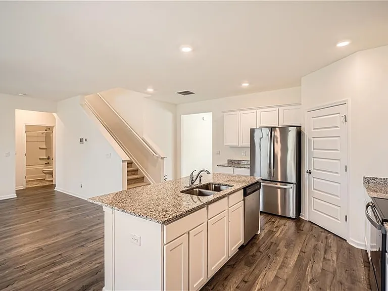 1936 Waycross Ln — Photo 11
