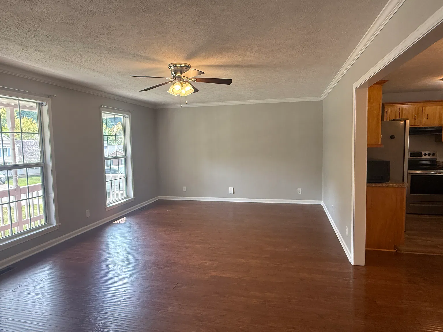 3 bed, 1576 sqft, $1,650 — Photo 4
